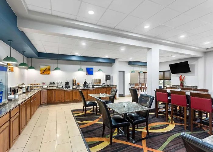 Comfort Inn & Suites Kenosha