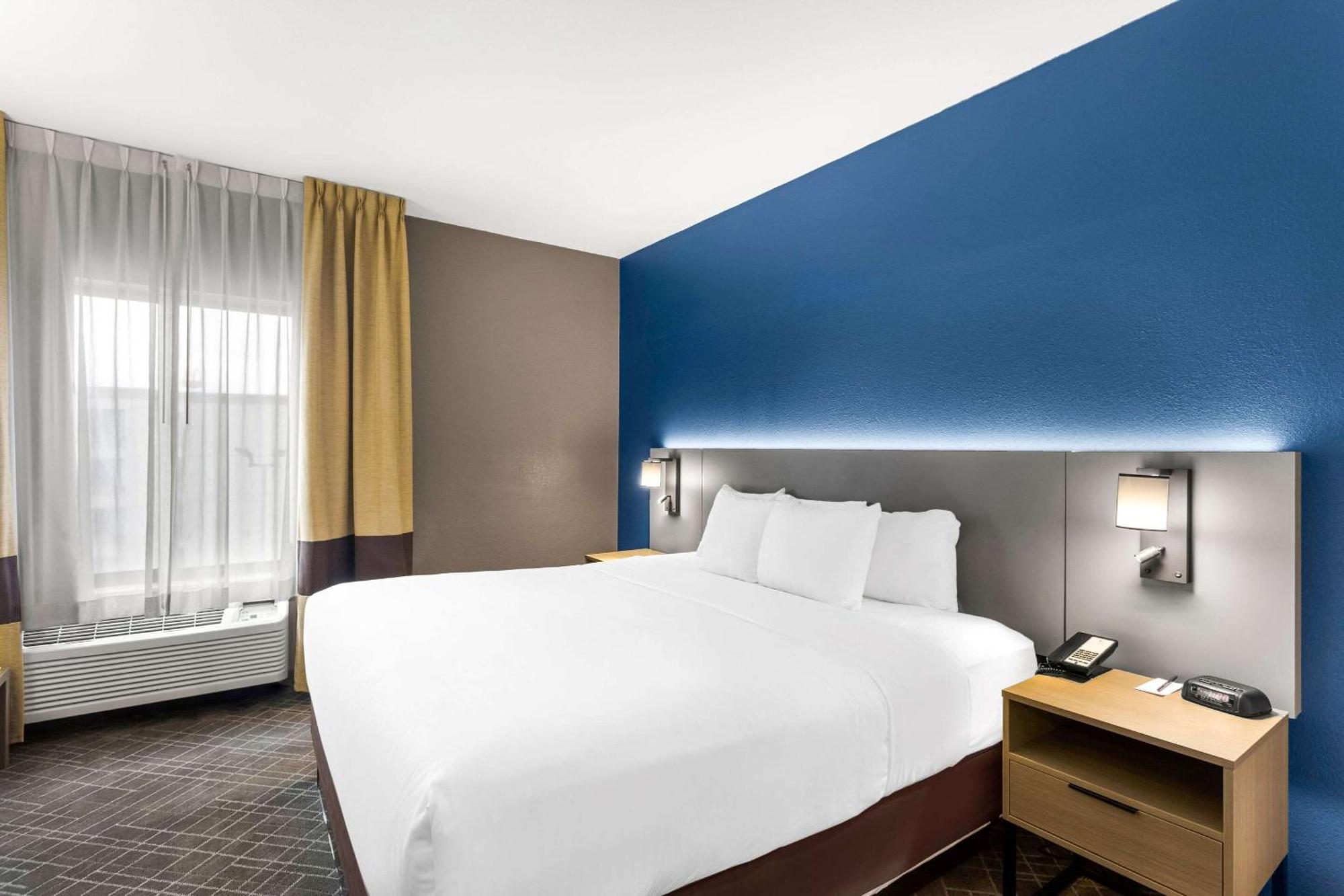 Comfort & Kenosha-pleasant Prairie Hotel 3*