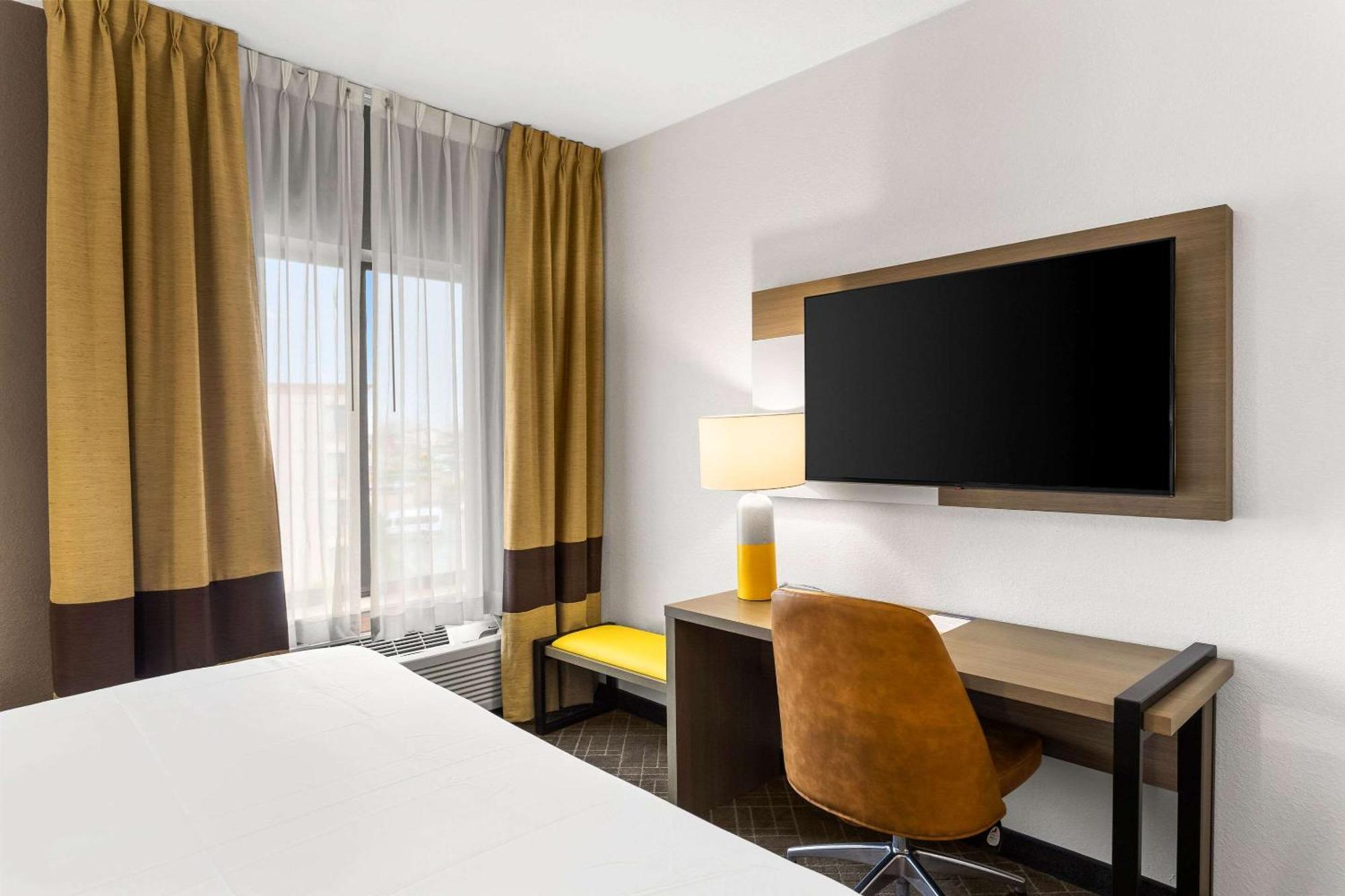 Comfort & Kenosha-pleasant Prairie Hotel 3*
